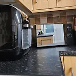 Lovely Home 2Br Stay With Free Parking