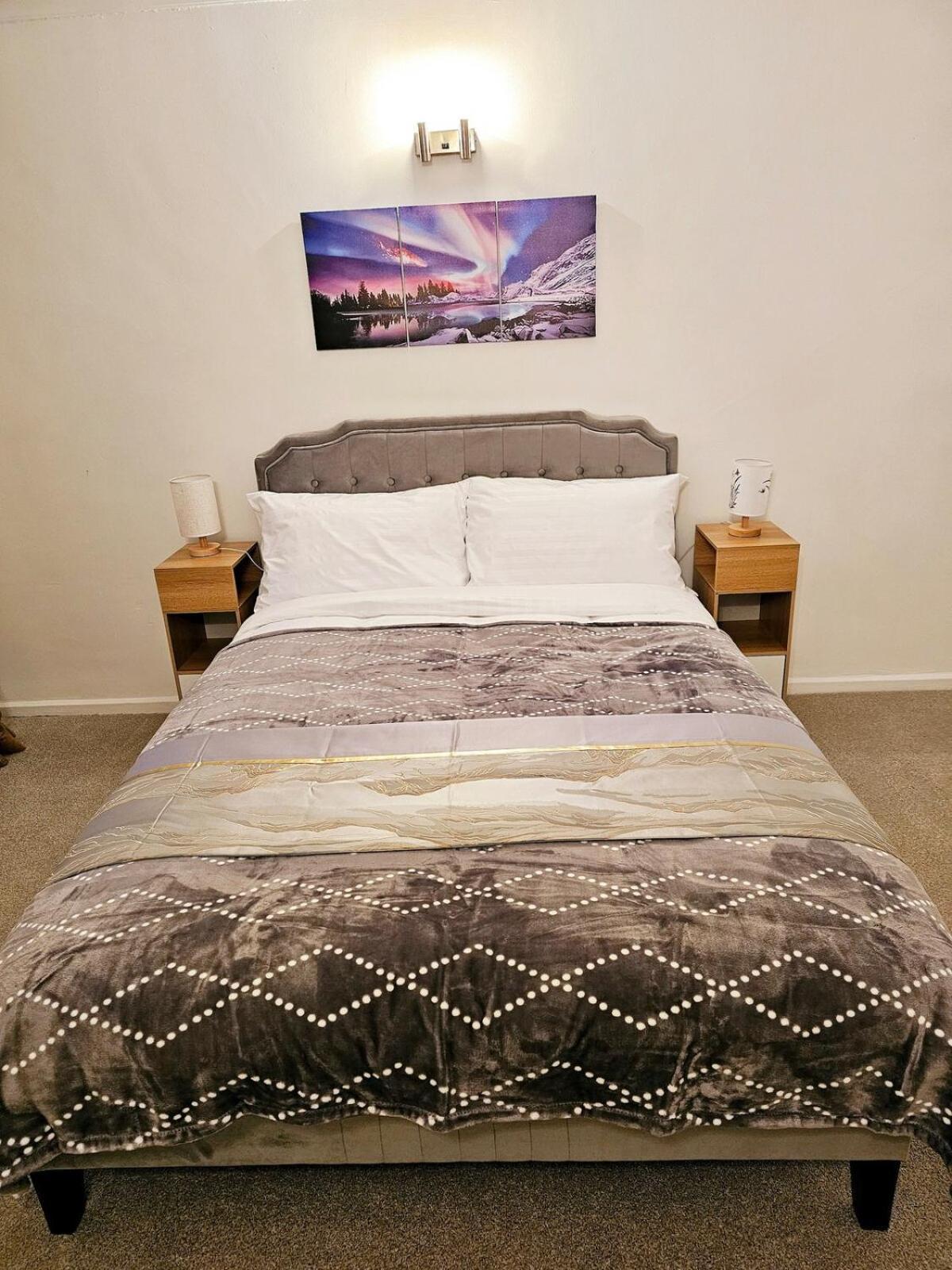 Lovely 2br With Free Parking Apartment Birmingham